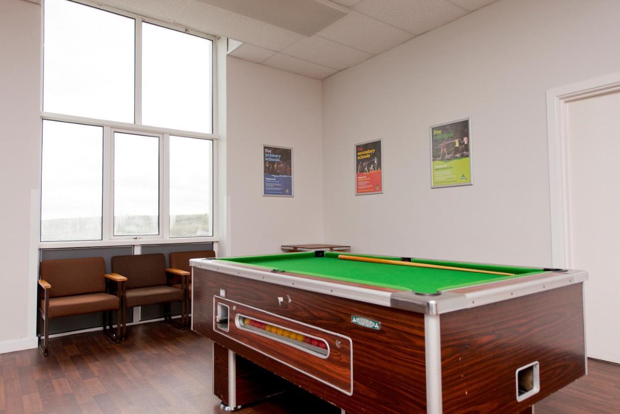 Yha Manorbier Hostel Tenby Εξωτερικό φωτογραφία