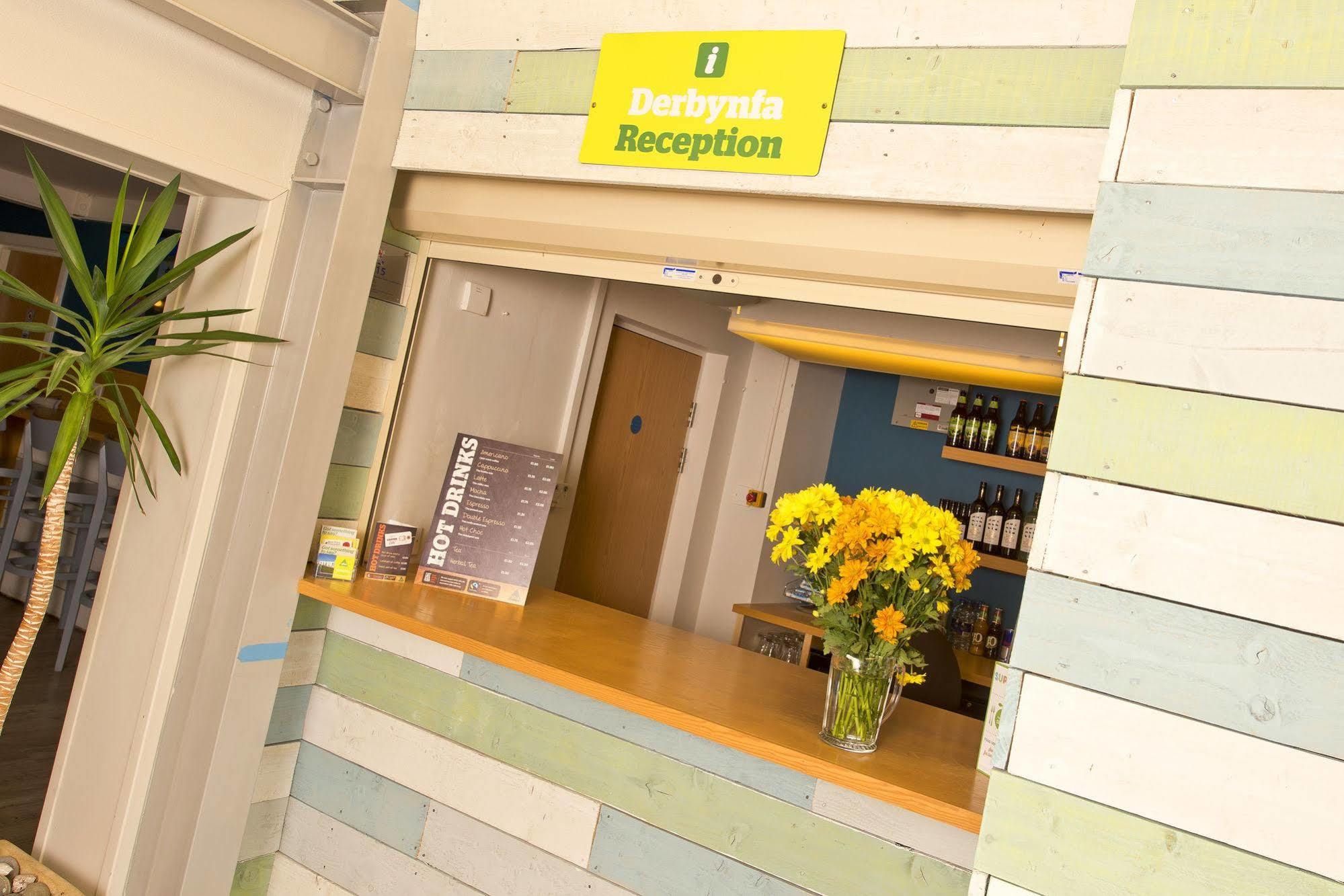 Yha Manorbier Hostel Tenby Εξωτερικό φωτογραφία